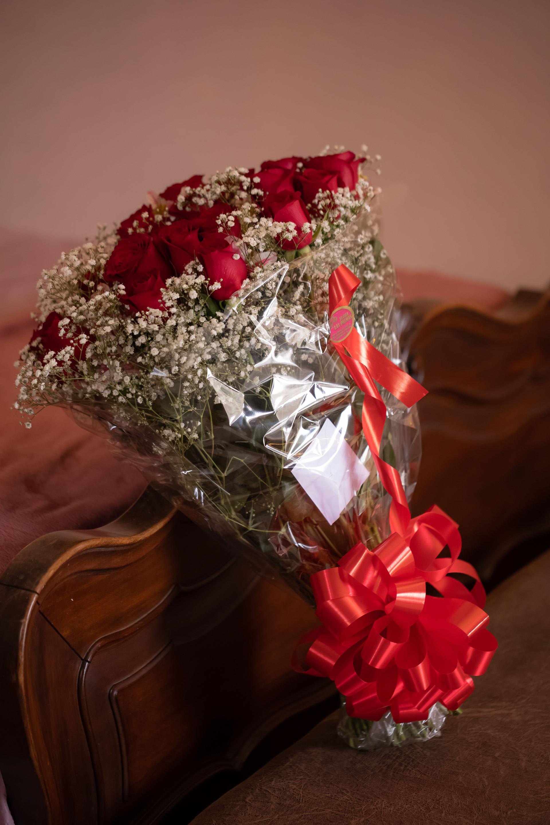 Handcrafted flower bouquet by Bhagwati for a Noida delivery